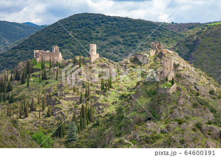 ラストゥール城の風景 ラストゥール城の風景 64600391