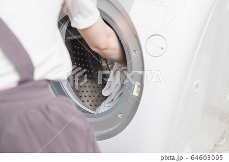ドラム型洗濯乾燥機 64603095