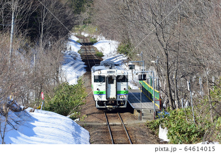 札沼線　豊ヶ岡　JR北海道　キハ40-401（苗穂） 64614015
