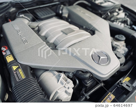 メルセデス AMG 64614697