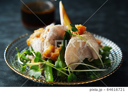 豚しゃぶのみぞれサラダ 豚しゃぶのみぞれサラダ 64616721