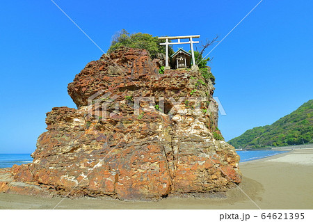 【島根県】稲佐の浜 弁天島 【島根県】稲佐の浜 弁天島 64621395