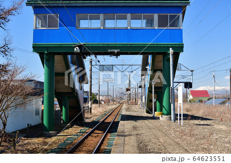 春の北海道白老町JR社台駅の風景を撮影 春の北海道白老町JR社台駅の風景を撮影 64623551