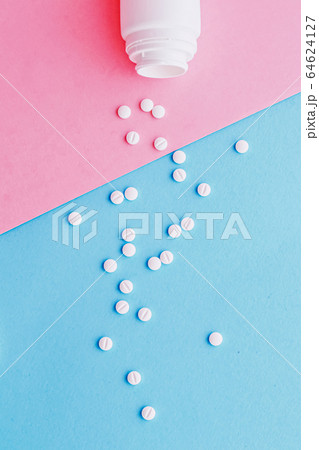 Medical pills and drugs, medicine for health care and therapy Medical pills and drugs, medicine for health care and therapy 64624127