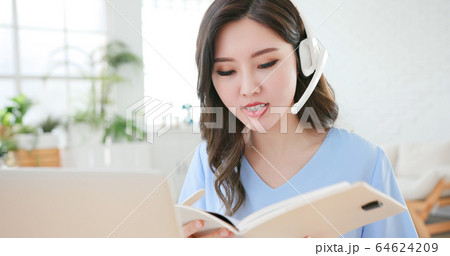 online education service concept online education service concept 64624209