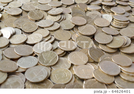 Big amount of shiny ukrainian old 1 hryvnia coins 64626401