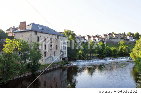 La Celle Dunoise 64633262