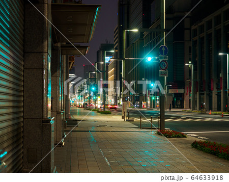 日本橋　室町　夜景 64633918