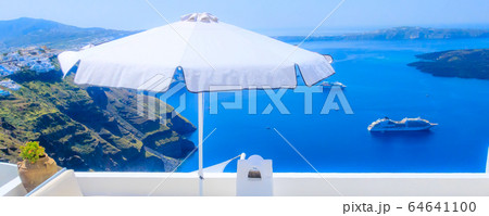 Oia Santorini Greece, caldera scenery 64641100