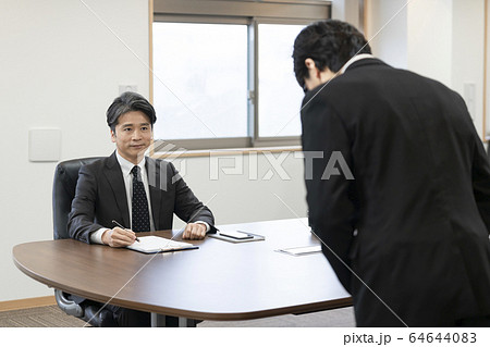 面接　面談　イメージ 64644083