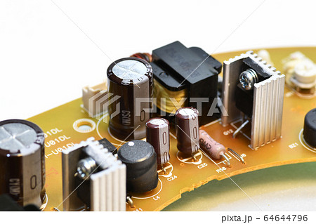 基盤上の電装部品 基盤上の電装部品 64644796