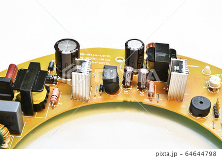 基盤上の電装部品 基盤上の電装部品 64644798