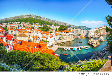 Fort Bokar seen from Fort Lovrijenac on a sunny 64645115
