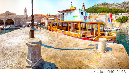 Old port of the historic town Dubrovnik. 64645168