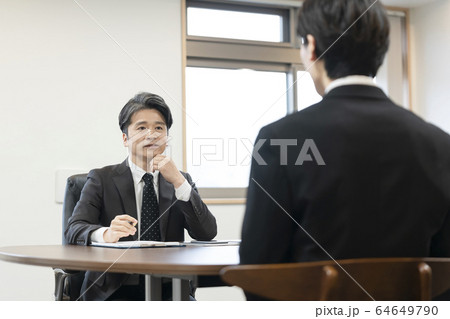 面接　面談　イメージ 64649790