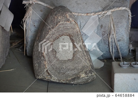 居多神社（こたじんじゃ）境内の雁田神社　新潟県上越市五智にある神社 64658884