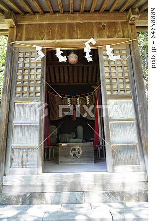 居多神社（こたじんじゃ）境内の雁田神社　新潟県上越市五智にある神社 64658889