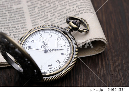 懐中時計 64664534