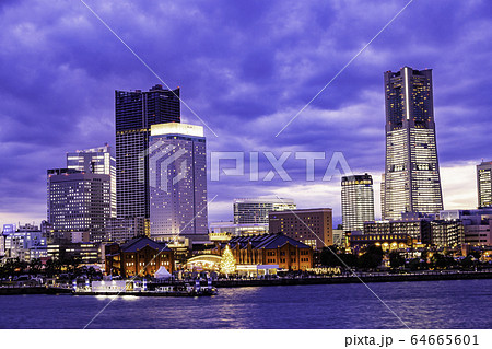 (神奈川県)横浜みなとみらい 全館点灯 (神奈川県)横浜みなとみらい 全館点灯 64665601