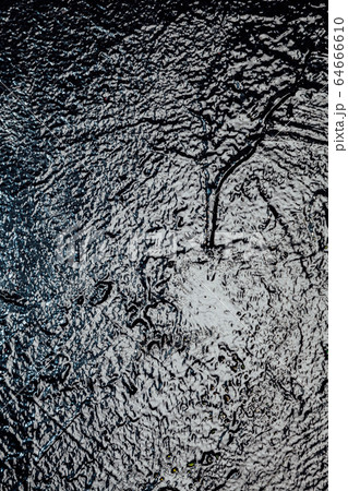 Black wall texture shine like a background 64666610