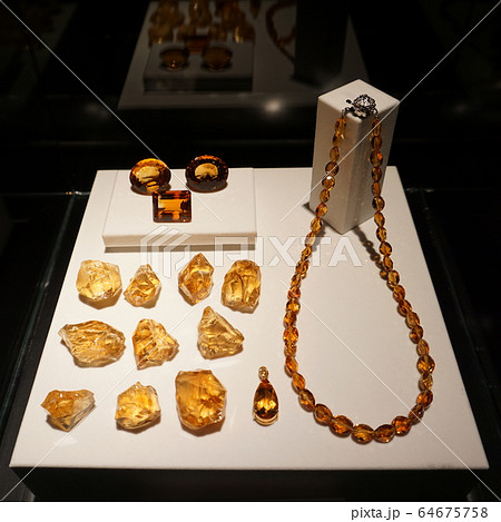 Citrine crystal, semi precious gem. Jewelry composition of necklace beads, pendant, gemstone 64675758