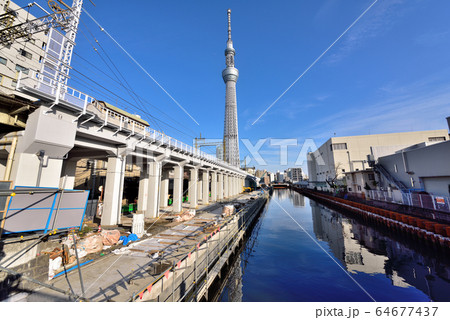 北十間川の水辺整備とスカイツリー 64677437