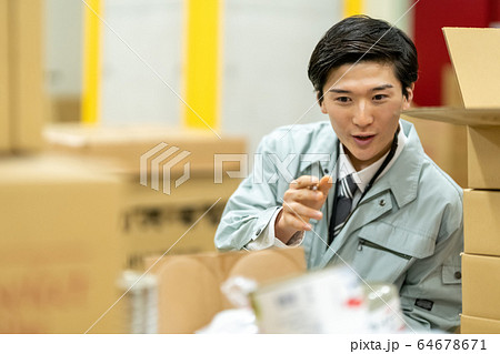 倉庫　在庫　確認　作業服 64678671