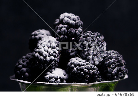 Blackberries Served With Sprinkled Powdered Sugar Blackberries Served With Sprinkled Powdered Sugar 64678869