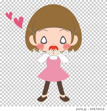 口元を押さえて照れる女の子 64679018