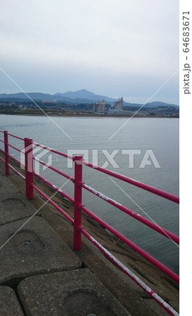 海 海 64683671
