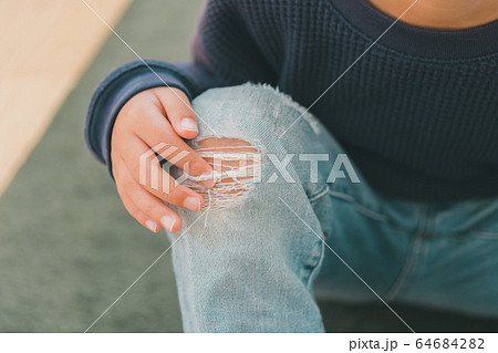 6 years old 64684282