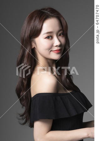 ビューティー 女性 女 64707470