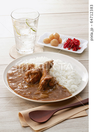 手羽元カレー 手羽元カレー 64712383