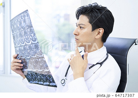 若い医者 ドクター 若い医者 ドクター 64717307