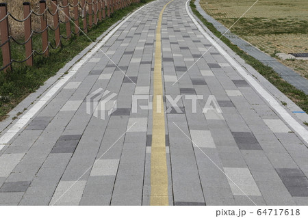 路上 距離 道 64717618