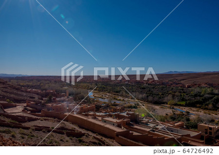 モロッコ オアシスの風景 モロッコ オアシスの風景 64726492