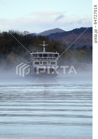北海道 早朝の阿寒湖 北海道 早朝の阿寒湖 64727016