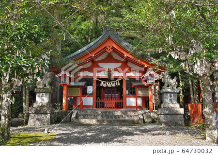 【北畠神社 (拝殿)】 三重県津市美杉町上多気 【北畠神社 (拝殿)】 三重県津市美杉町上多気 64730032