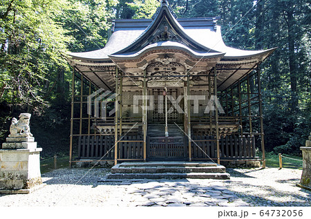 平泉寺白山神社 64732056