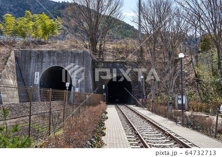 山梨県 大日影トンネル遊歩道と新大日影第二トンネル 山梨県 大日影トンネル遊歩道と新大日影第二トンネル 64732713