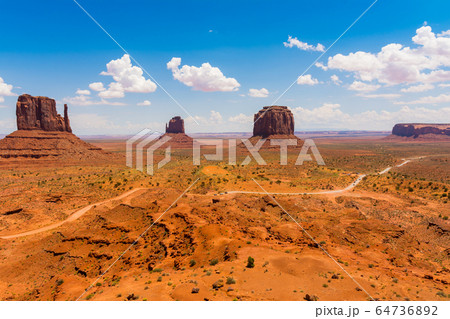 Monument Valley on the border between Arizona and 64736892