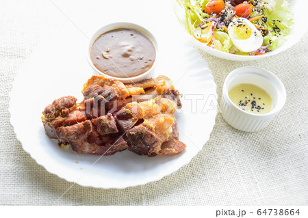Deep fried pork knuckle with mushroom gravy 64738664
