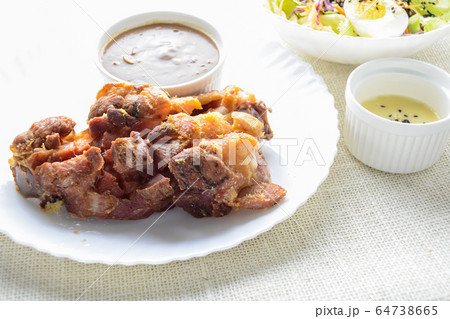 Deep fried pork knuckle with mushroom gravy Deep fried pork knuckle with mushroom gravy 64738665