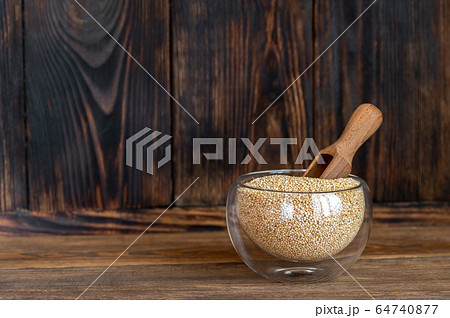 Glass bowl of quinoa 64740877