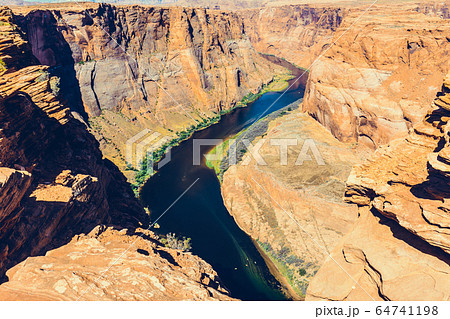 Horseshoe Bend on Colorado River in Glen Canyon, 64741198
