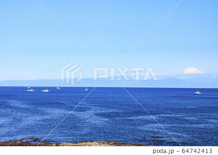 黒崎の鼻（春） 64742413