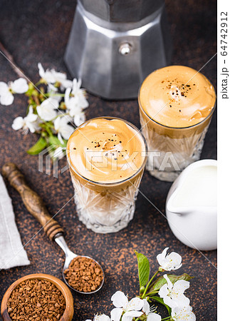 Dalgona whipped coffee with milk 64742912