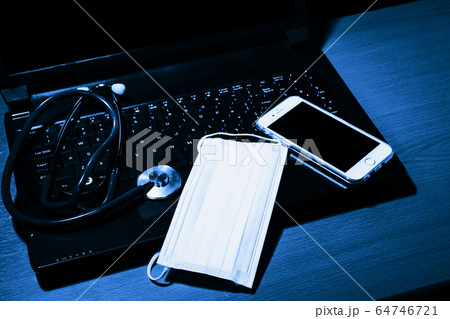 ノートPC、マスクなど ノートPC、マスクなど 64746721