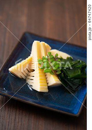 若竹煮（筍とわかめの煮物） 64747420