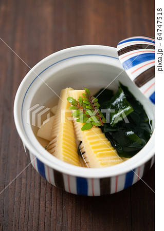 若竹煮（筍とわかめの煮物） 64747518
